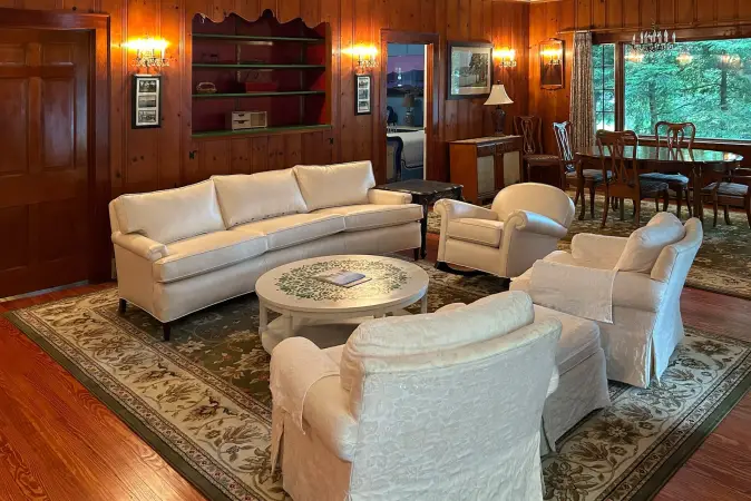 Image for room 3KKTVC - cottage_livingroom