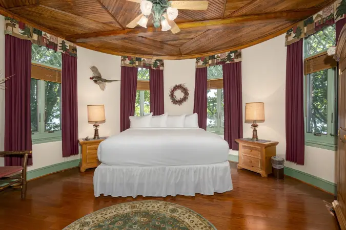 Image for room CASTLE - sagamore_castle_bedroom_be